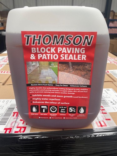 Wet look driveway sealer block